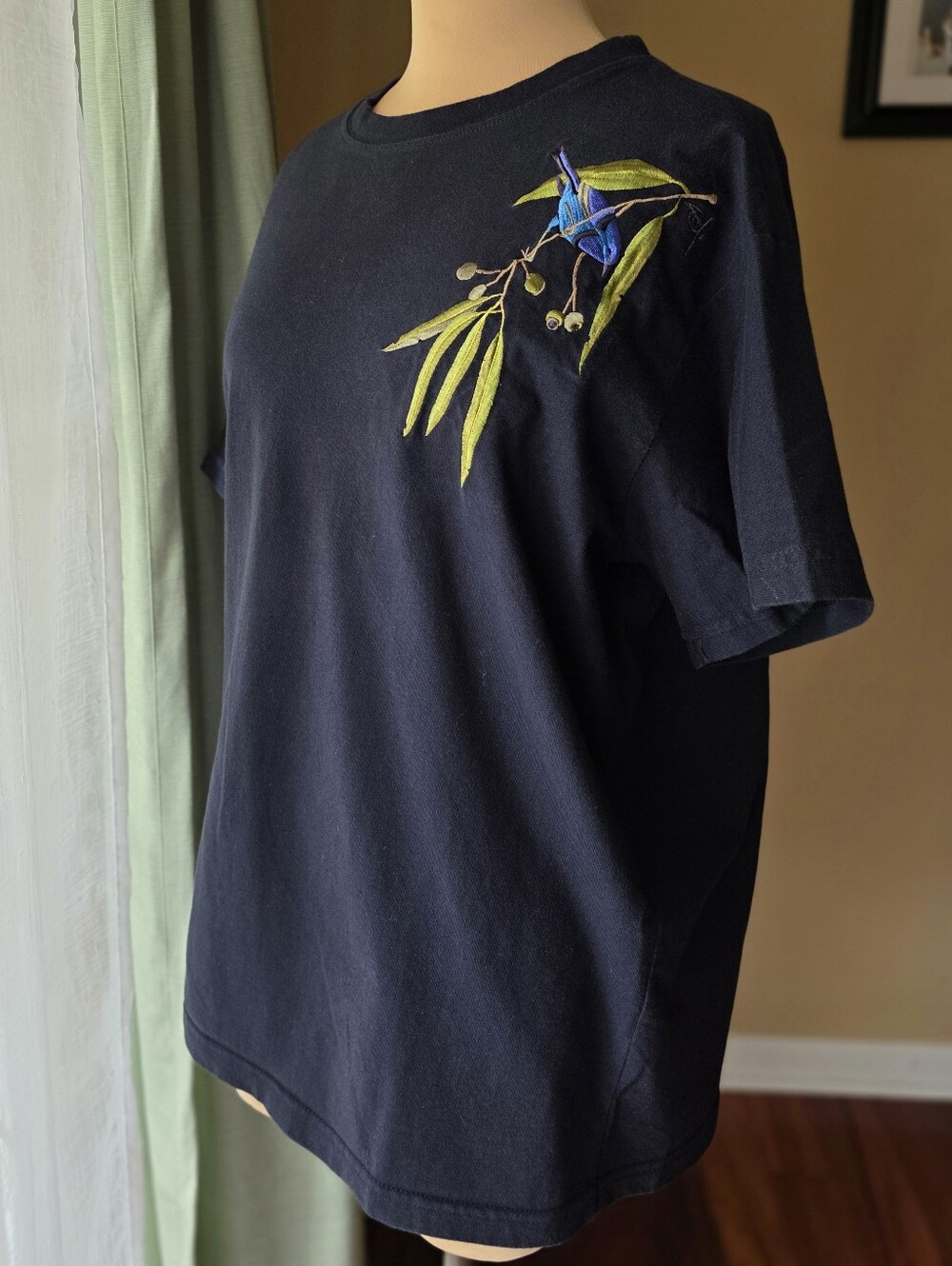 Vintage 90s Stewart Merrett Australia Embroidered Bird Tee Women's XL Oversized